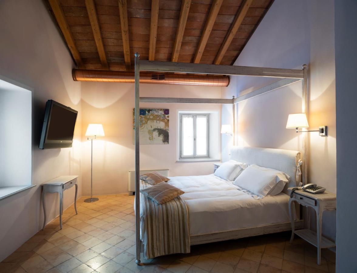 Locanda Ca Dei Santi Induno Olona ภายนอก รูปภาพ