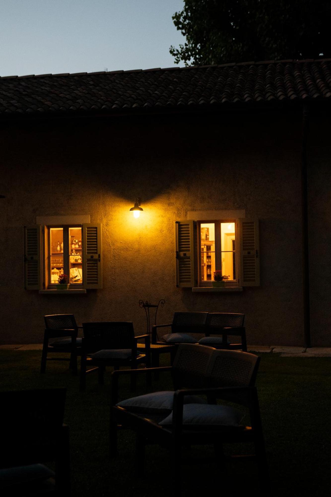 Locanda Ca Dei Santi Induno Olona ภายนอก รูปภาพ